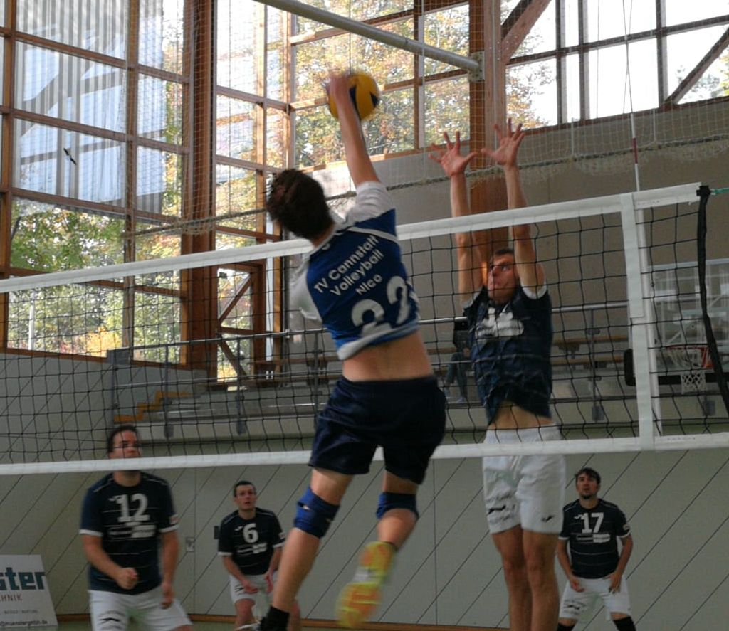 Herren2 Volleyball Angriff