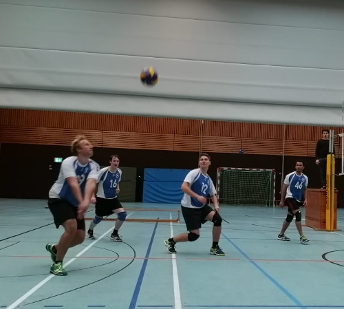 Herren2 Volleyball Abwehr