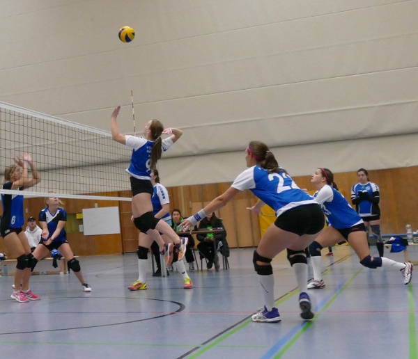 Damen2 Volleyball Angriff