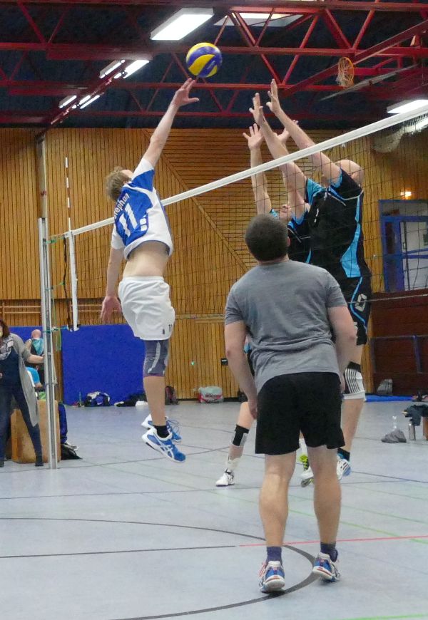 Mixed Volleyball Angriff über Position 4