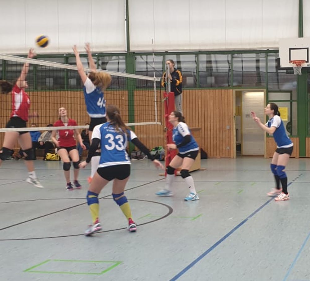 Damen 2 Volleyball Block und Abwehr